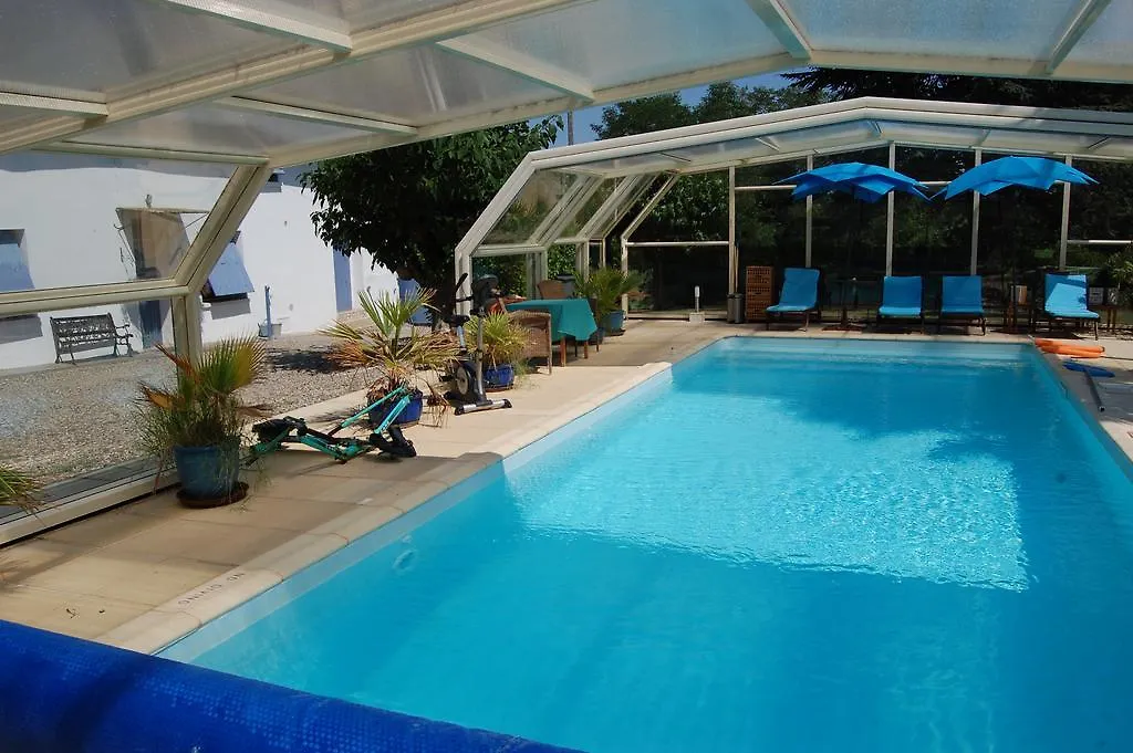 Douce France 82 Bed & Breakfast Saint-Nicolas-de-la-Grave France