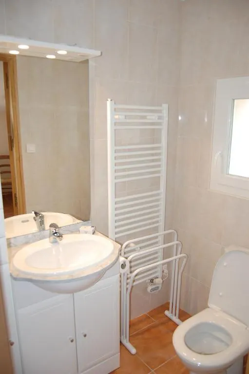 Douce France 82 Bed & Breakfast Saint-Nicolas-de-la-Grave 3*,  France