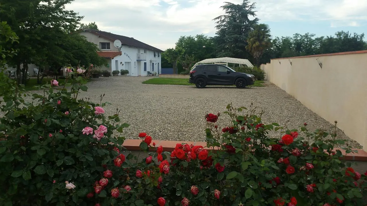 Douce France 82 Bed & Breakfast Saint-Nicolas-de-la-Grave